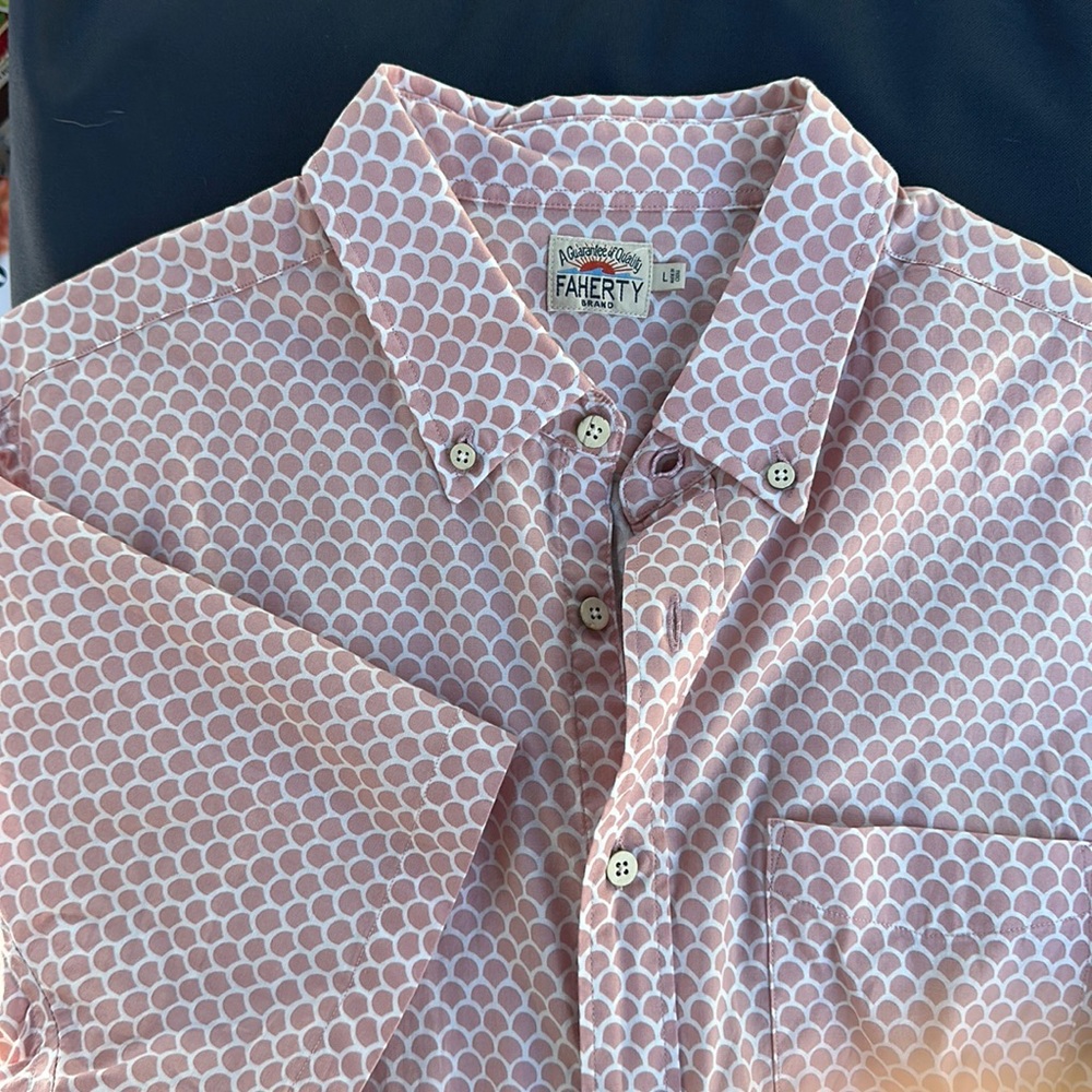 FAHERTY short sleeve Playa style.
